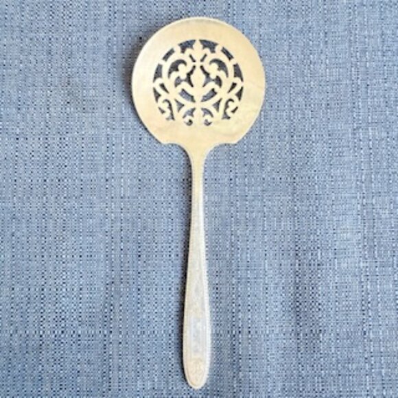 Vintage Community Plate Silverplate Serving Fork & Pierced Round Server - Picture 11 of 13